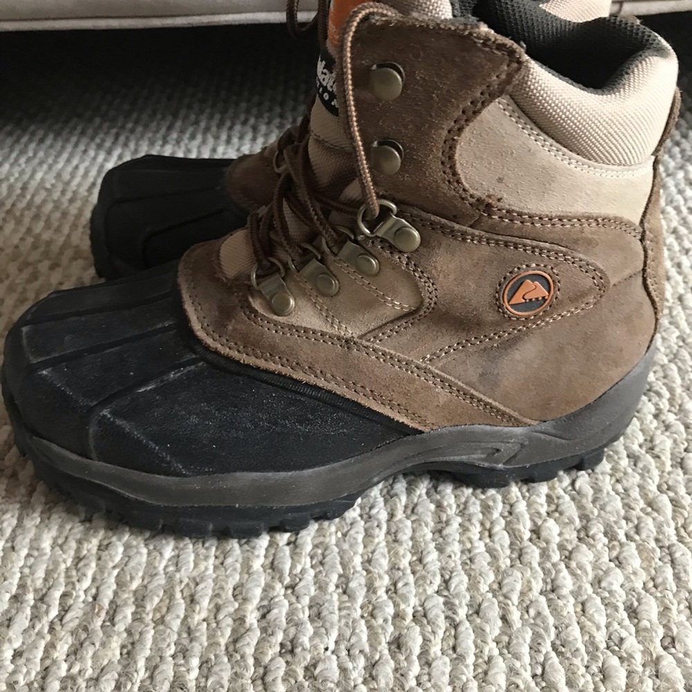 Winter boots